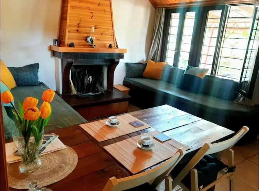 יואנינה The Happy Cottage מראה חיצוני תמונה